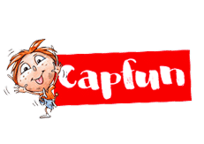 Capfun : Découvrez notre logo officiel avec notre mascotte animée ! Garçon roux de bande dessinée excité présentant la grande bannière rouge avec le logo Capfun en lettres blanches brossées.